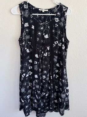 Daniel Rainn Black and White Floral Crochet-Trim Mini Dress
